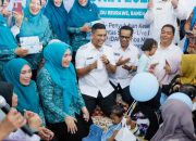 Ketua TP PKK Aceh Kunjungi Posyandu dalam Rangka Pekan Imunisasi Dunia