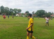 Tim Sepak Bola Pra PORA Aceh Besar Latihan Perdana di Lapangan PS Lubuk