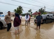 Marlina Terjebak Banjir Dua Hari di SPBU Simpang Seunuddon