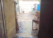 Pengungsi di SD 11 Langsa Belum Dapat Bantuan Logistik, Kondisi Memprihatinkan, Rumah Berlumpur Setebal 30 Centimeter