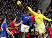 Senne Lammens Selalu Siap Hadapi ‘Royal Rumble’ di Kotak Penalti Man United