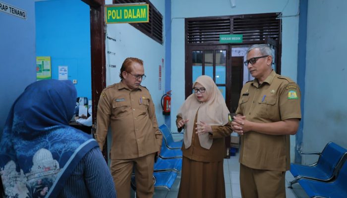 Tinjau Langsung RSUD, Asisten III Sekda Aceh Besar Pastikan Pelayanan Kembali Normal