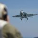 2 Jet Tempur EA-18 AS Tabrakan di Udara saat Pamer Atraksi Aerobatik