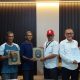 Dinsos Aceh Serahkan Al-Qur’an Braille ke UIN Ar-Raniry, Perkuat Akses Pendidikan Inklusif bagi Penyandang Disabilitas