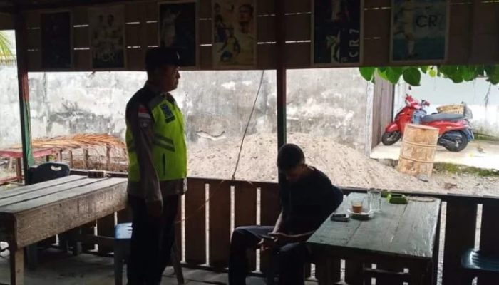 Polsek Teunom Laksanakan Patroli Dialogis di Pusat Aktivitas Warga