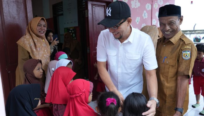 Wakil Ketua DPRK Banda Aceh Musriadi Ajak Orang Tua Antar Anak di Hari Pertama Sekolah, Bangun Sinergi untuk Kesuksesan Pendidikan