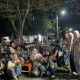 Pererat Silaturahmi, Mahasiswa KKN USK dan Warga Gampong Pueb Lueng Nibong Bakar Lemang Bersama
