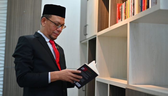 Pendidikan Diniyah dan Muatan Lokal: Menjaga Identitas, Menyiapkan Masa Depan