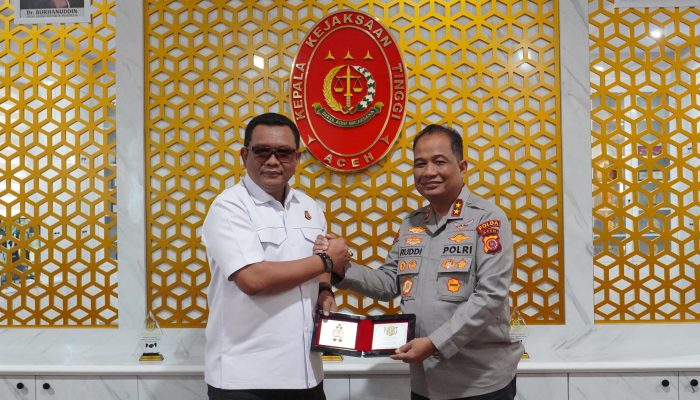 Kapolda Aceh Silaturahmi ke Kejati Aceh