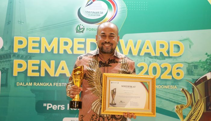 Dirut Bank Aceh Raih Pemred Award 2026 atas Komitmen Keterbukaan Informasi