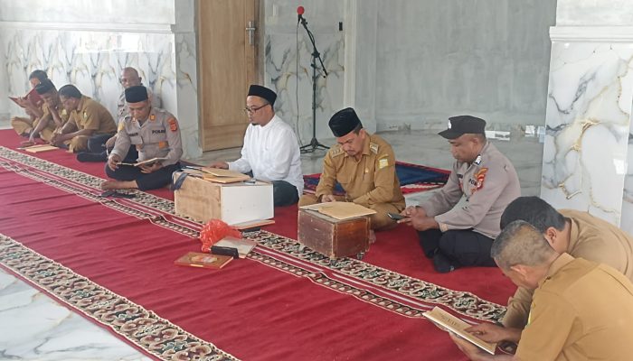 Pengajian Rutin Kuta Baro Ajak Jamaah Perkuat Tauhid dan Tawakal