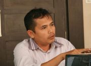 Panjat Pinang “Hiburan Warisan Belanda”