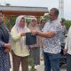 Camat Darul Imarah Serahkan Bibit Cabai Program Gerakan Ketahanan Pangan Keluarga Leu Ue