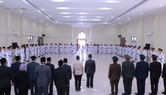 Dikukuhkan Wakil Bupati, 72 Paskibraka Aceh Besar Siap Kibarkan Merah Putih