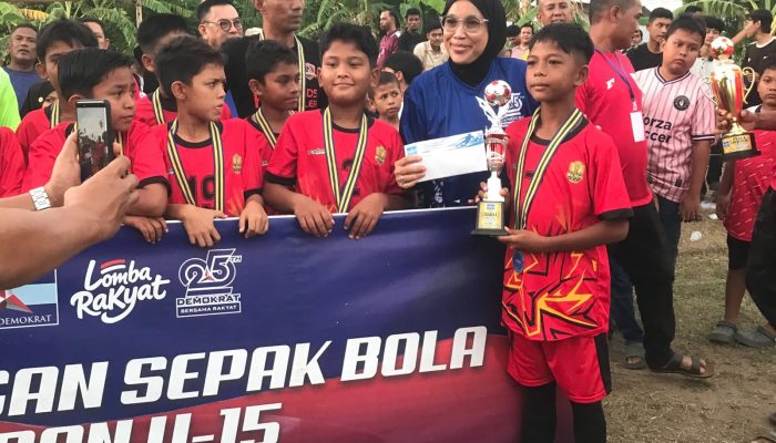 SSB Putra IMKA Juara Sepak Bola U-12 HUT ke-25 Partai Demokrat di Lieue Darussalam