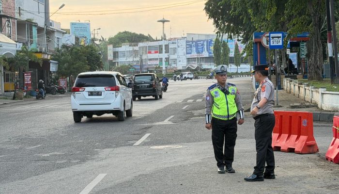 Kapolda Aceh Turun Langsung Pastikan Lalu Lintas Aman dan Lancar