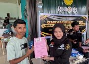Kejari Aceh Jaya Lelang Delapan Handphone Rampasan Negara