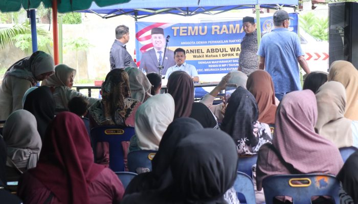 Wakil Ketua DPRK Banda Aceh Daniel AW Reses di Lampaseh Aceh, Warga Minta Jalan Diaspal, Drainase Diperbaiki hingga Bantuan Modal Usaha